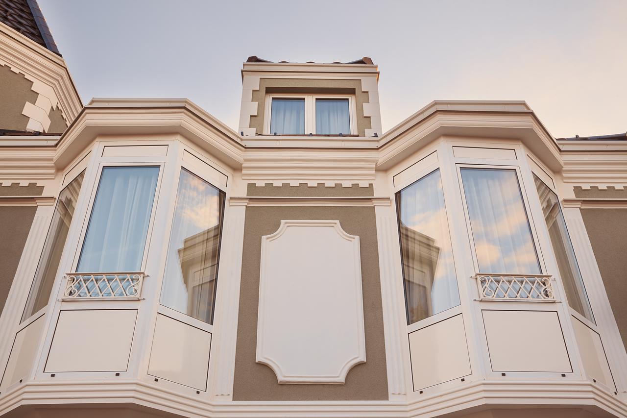 Castello Boutique Hotel Čačak المظهر الخارجي الصورة