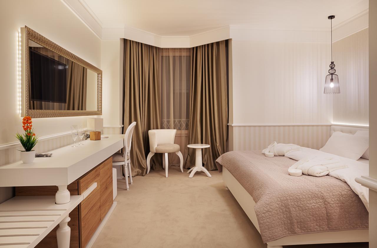 Castello Boutique Hotel Čačak المظهر الخارجي الصورة