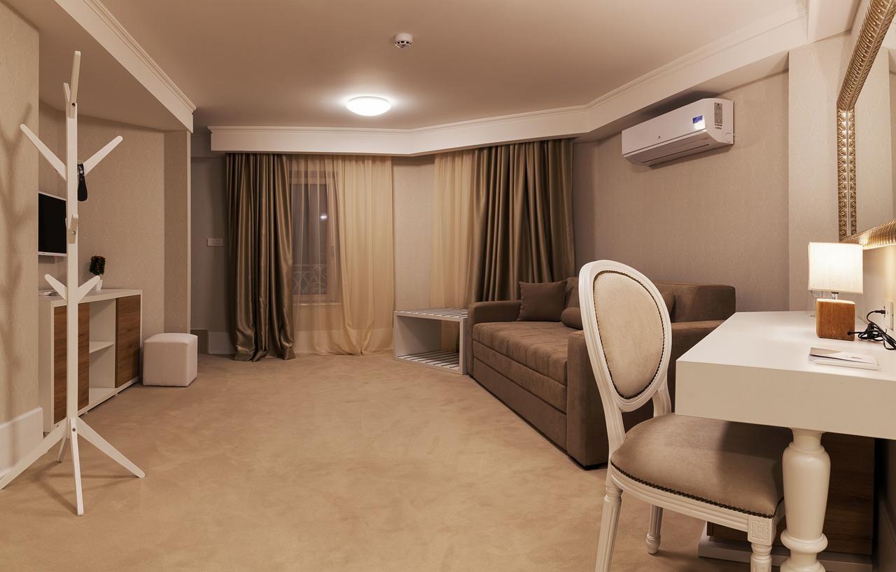 Castello Boutique Hotel Čačak المظهر الخارجي الصورة